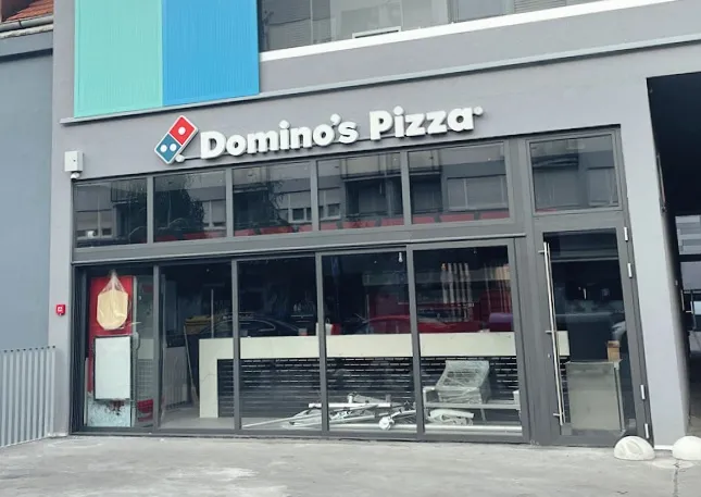 BookNoFees: بار وجبات خفيفة – Domino's – Zagreb – Domino's، الصورة 1