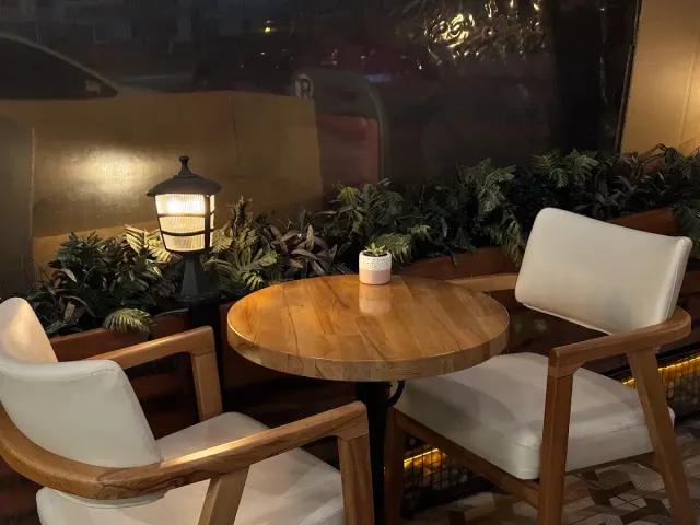 BookNoFees: Coffee Noche, Istanbul