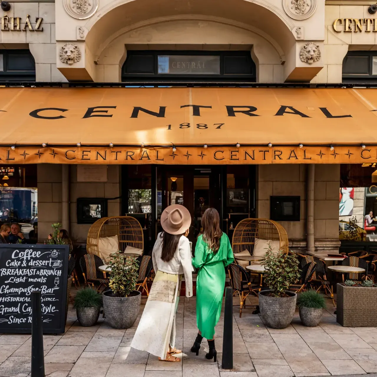 BookNoFees: مطعم – Centrál Grand Cafe & Bar 1887 – Budapest – سنترال جراند كافيه & بار 1887، الصورة 1