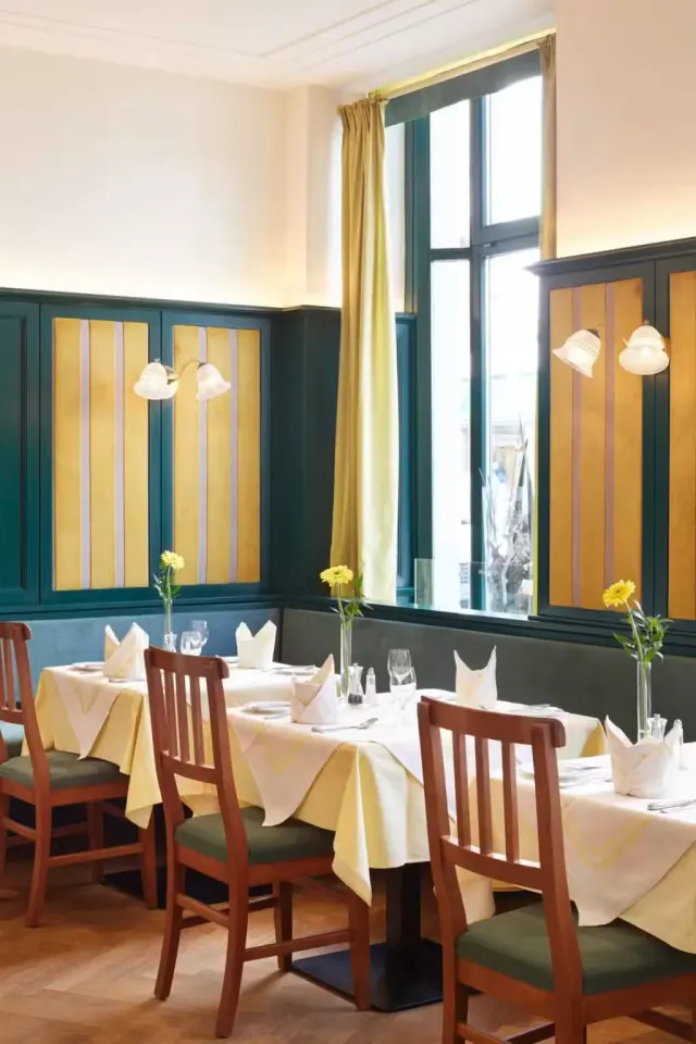 BookNoFees: مطعم – Plachuttas Gasthaus zur Oper – Vienna – بلاشوتاس غاستهاوس تسور أوبر، الصورة 3