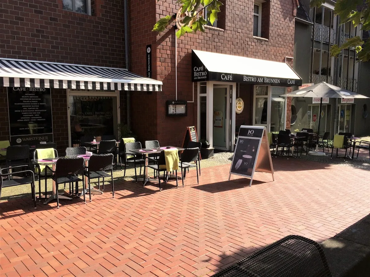 BookNoFees: مطعم – Café & Bistro Am Brunnen – Fröndenberg – Café & Bistro Am Brunnen، الصورة 1