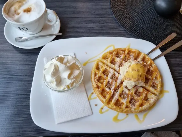 BookNoFees: مطعم – Café & Bistro Am Brunnen – Fröndenberg – Café & Bistro Am Brunnen، الصورة 3