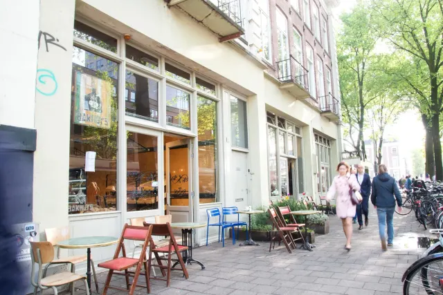 BookNoFees: مقهى – Bakhuys – Amsterdam – Bakhuys، الصورة 2