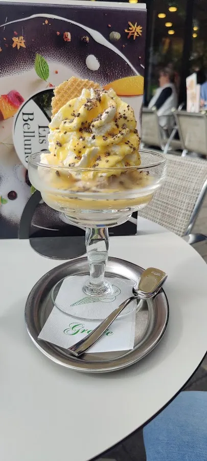 BookNoFees: مطعم – Eiscafé Belluno – Netphen – Eiscafé Belluno، الصورة 2