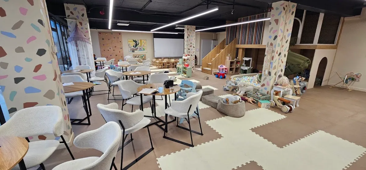 BookNoFees: مقهى – Bunny Kids Cafe – Bratislava – Bunny Kids Cafe، الصورة 1