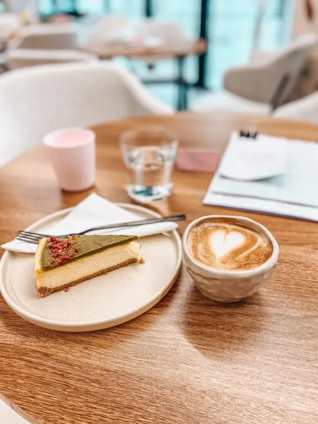 BookNoFees: مقهى – Bunny Kids Cafe – Bratislava – Bunny Kids Cafe، الصورة 2