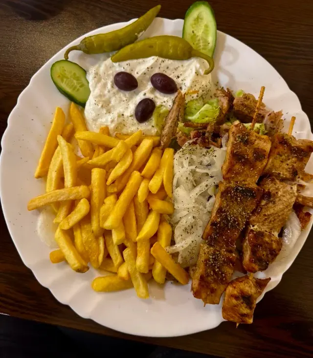 BookNoFees: مطعم – Bei Stratos – Lüdenscheid – عند ستراتوس، الصورة 3