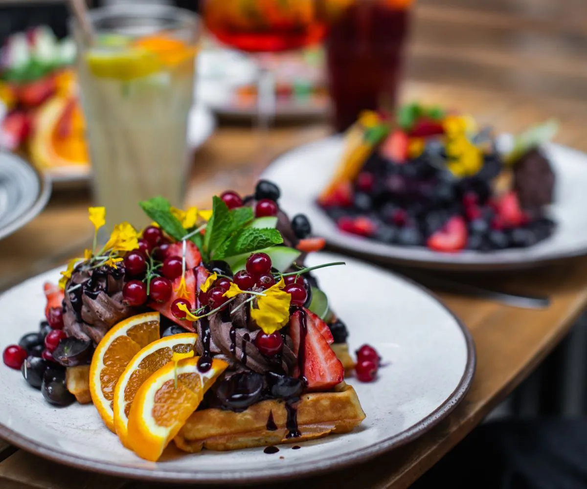 BookNoFees: مقهى – Blueberry Brunch – Budapest – Blueberry Brunch، الصورة 1