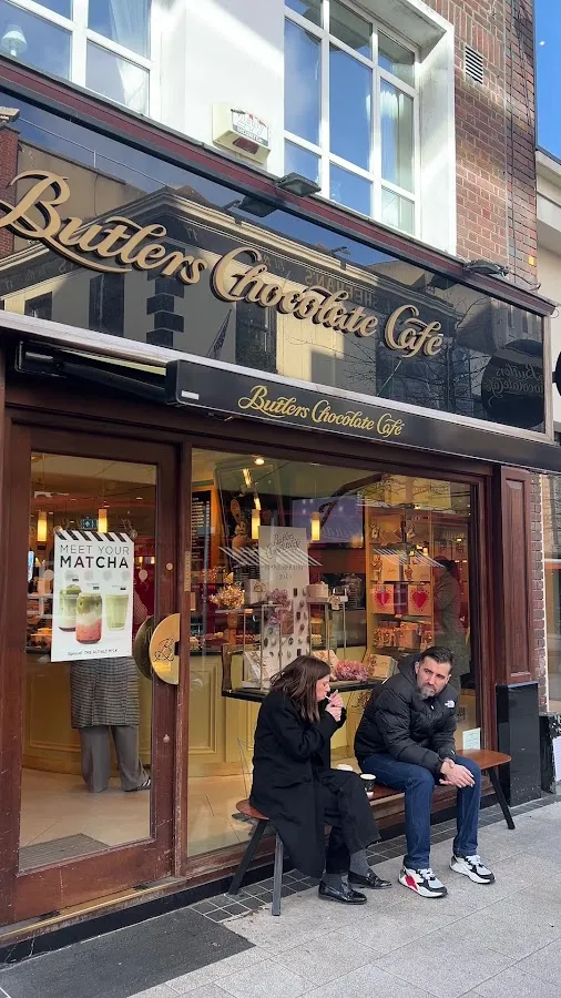 BookNoFees: مقهى – Butlers Chocolate Café – Dublin – مقهى بتلرز للشوكولاتة، الصورة 3