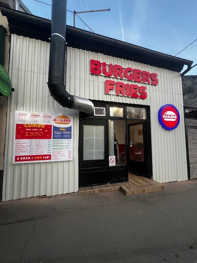 BookNoFees: بار وجبات خفيفة – Haslers – Belgrade – Haslers، الصورة 1