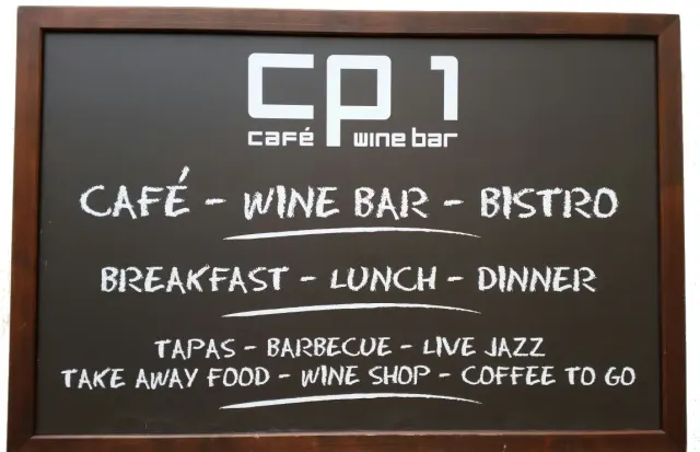 BookNoFees: مقهى – CP1 Café – Prague – مقهى CP1، الصورة 3