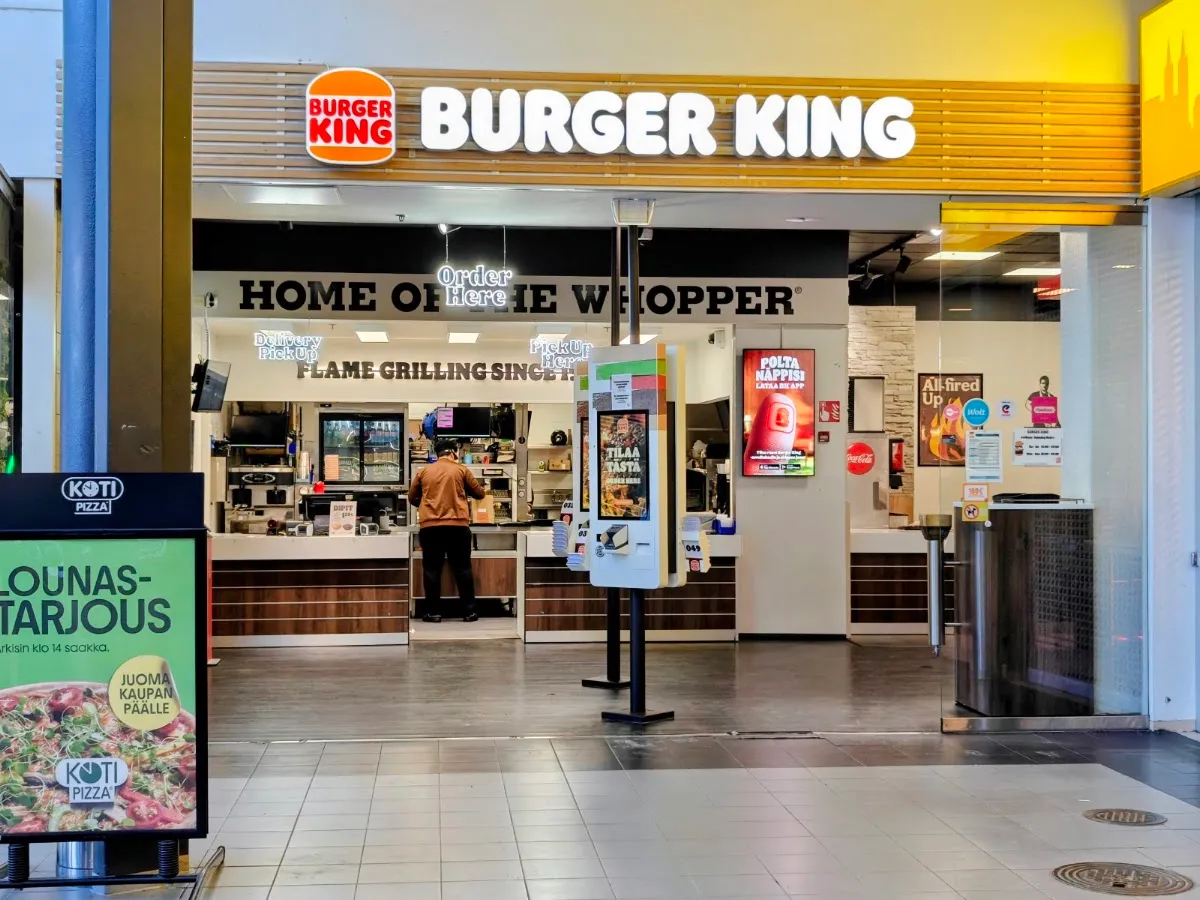 BookNoFees: بار وجبات خفيفة – Burger King – Helsinki – Burger King، الصورة 1