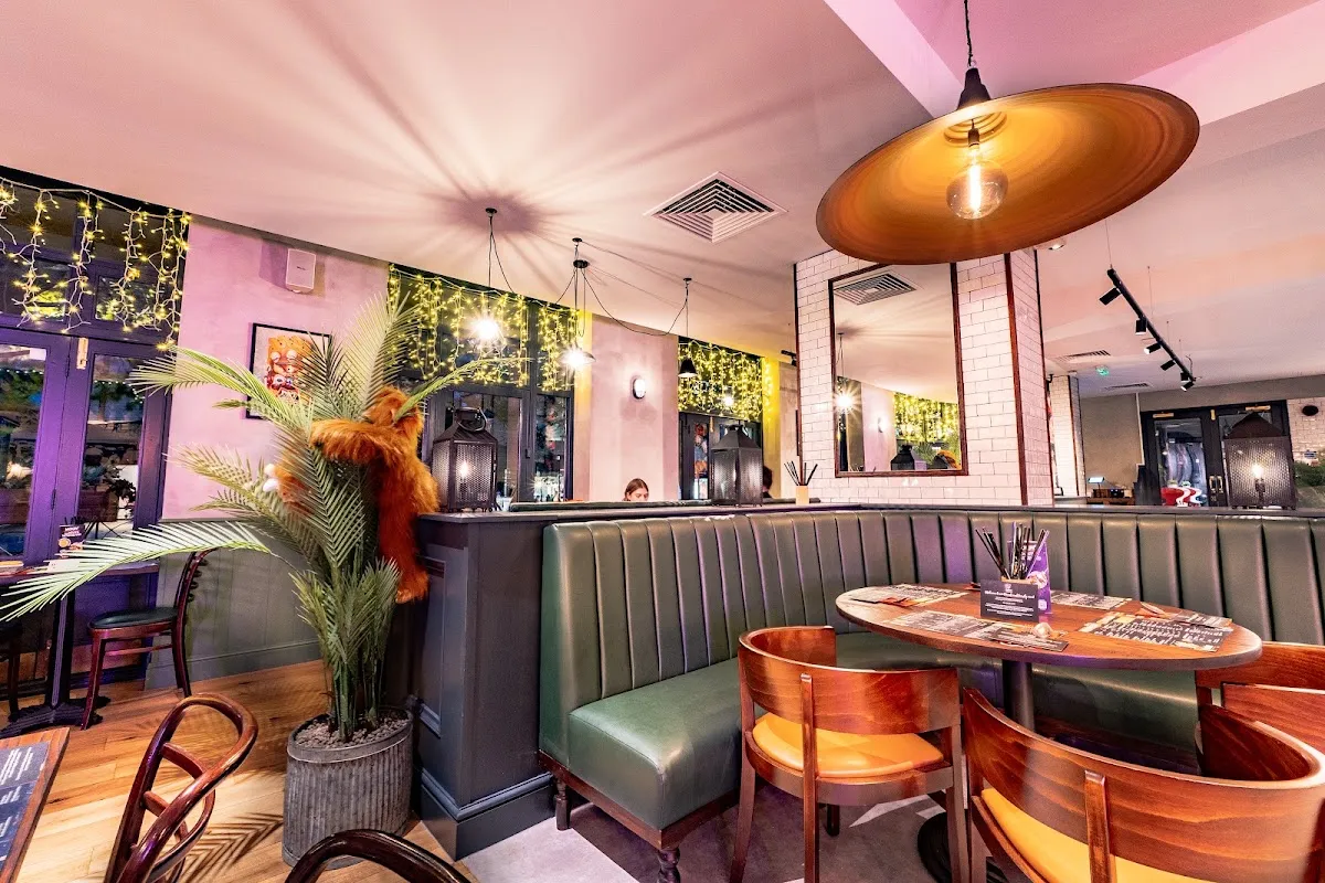 BookNoFees: مطعم – Banana Tree – London – Banana Tree، الصورة 1