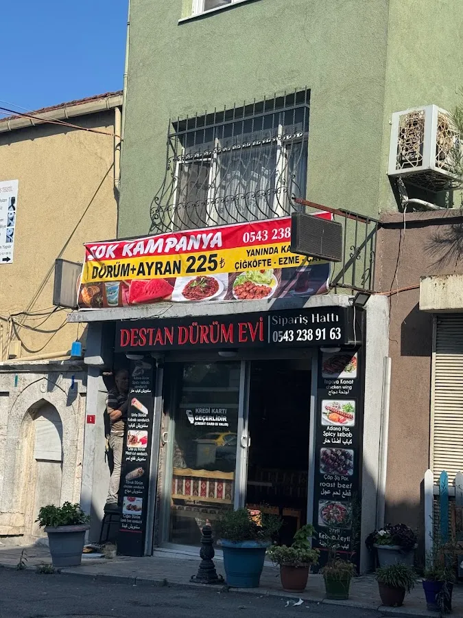 BookNoFees: بار وجبات خفيفة – Dürümcü - Destan Kebap & Dürüm – Istanbul – Dürümcü - Destan Kebap & Dürüm، الصورة 1