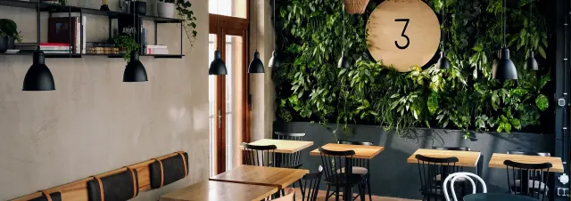 BookNoFees: Kafe Atrium, Prague
