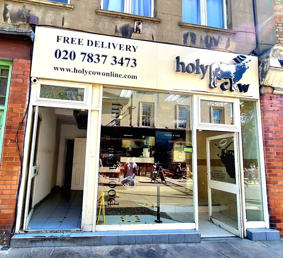 BookNoFees: بار وجبات خفيفة – Holy Cow – London – Holy Cow، الصورة 1