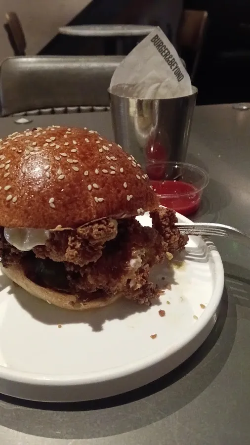 BookNoFees: مطعم – Burger & Beyond – London – Burger & Beyond، الصورة 2