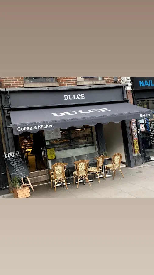 BookNoFees: مقهى – Dulce – London – Dulce، الصورة 1
