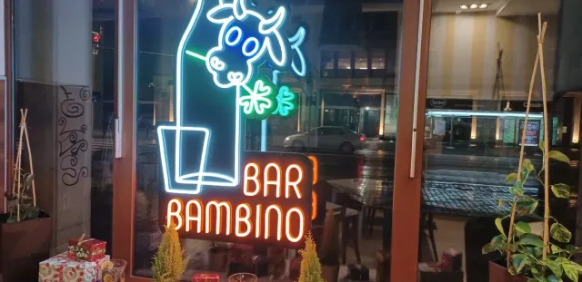 BookNoFees: بار وجبات خفيفة – Bar Bambino – Warsaw – Bar Bambino، الصورة 3
