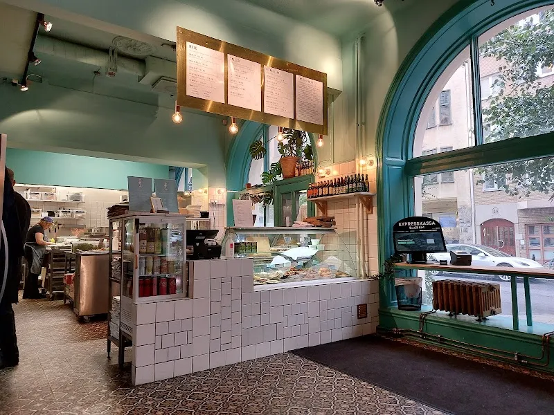 BookNoFees: مقهى – Babel Deli – Stockholm – Babel Deli، الصورة 1