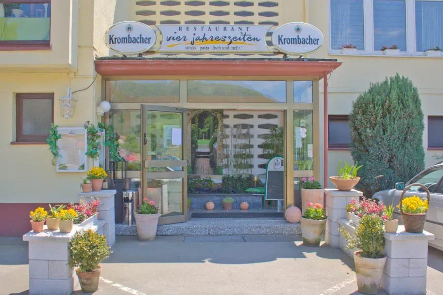 BookNoFees: مطعم – Restaurant Vier Jahreszeiten – Werdohl – Restaurant Vier Jahreszeiten، الصورة 1