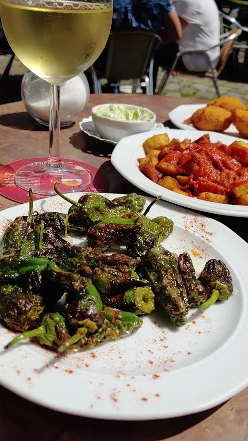 BookNoFees: مطعم – Locanta Tapas Bar Gaststätte – Schwerte – Locanta Tapas Bar Gaststätte، الصورة 3