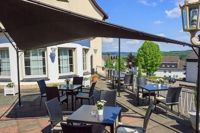 BookNoFees: مطعم – Hotel Palatino – Sundern-Langscheid – Hotel Palatino، الصورة 1