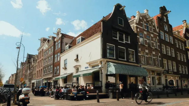BookNoFees: مقهى – Winkel 43 – Amsterdam – Winkel 43، الصورة 2