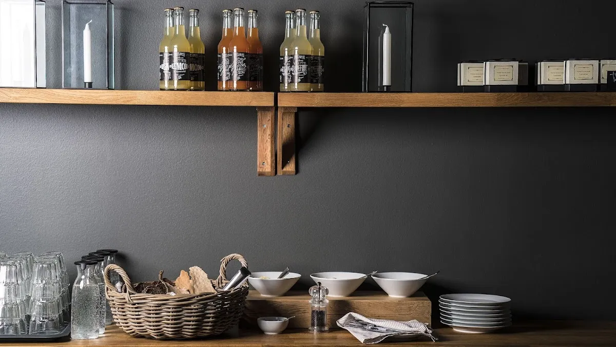 BookNoFees: مقهى – Cafe Monami – Helsinki – Cafe Monami، الصورة 1