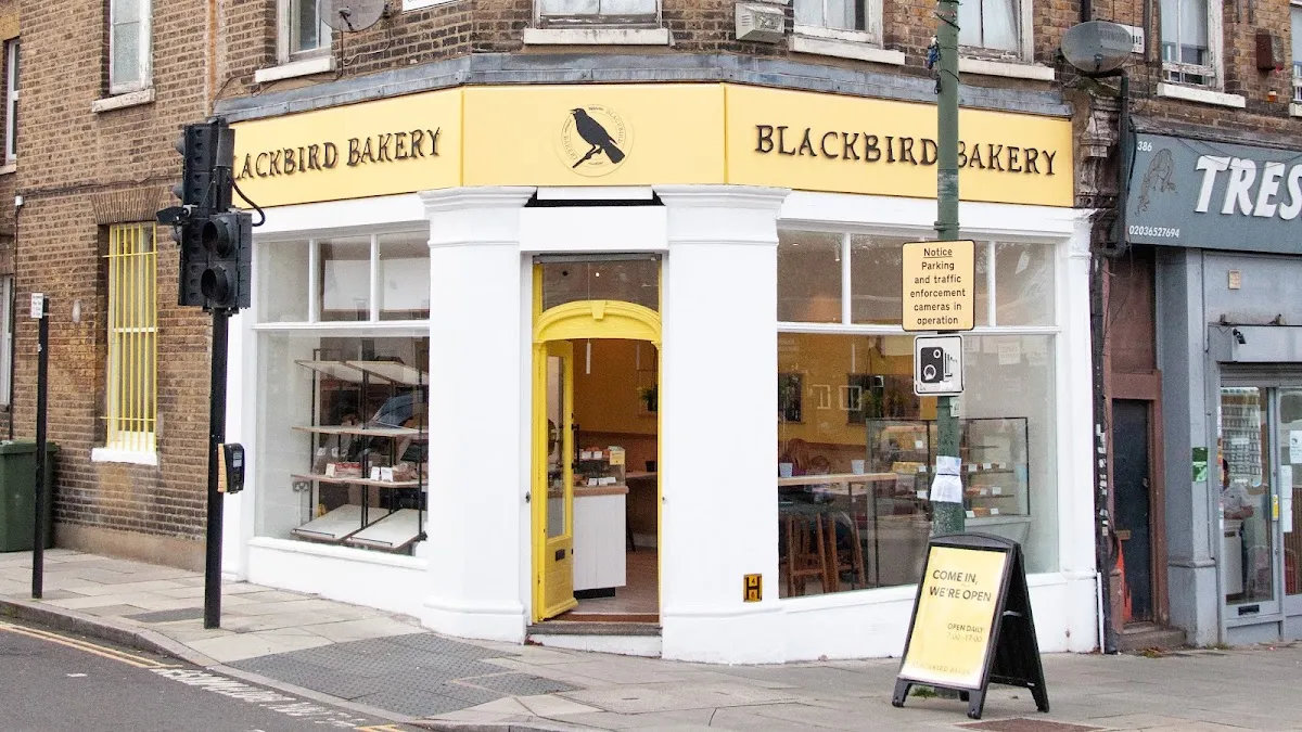 BookNoFees: مخبز – Blackbird Bakery – London – Blackbird Bakery، الصورة 1
