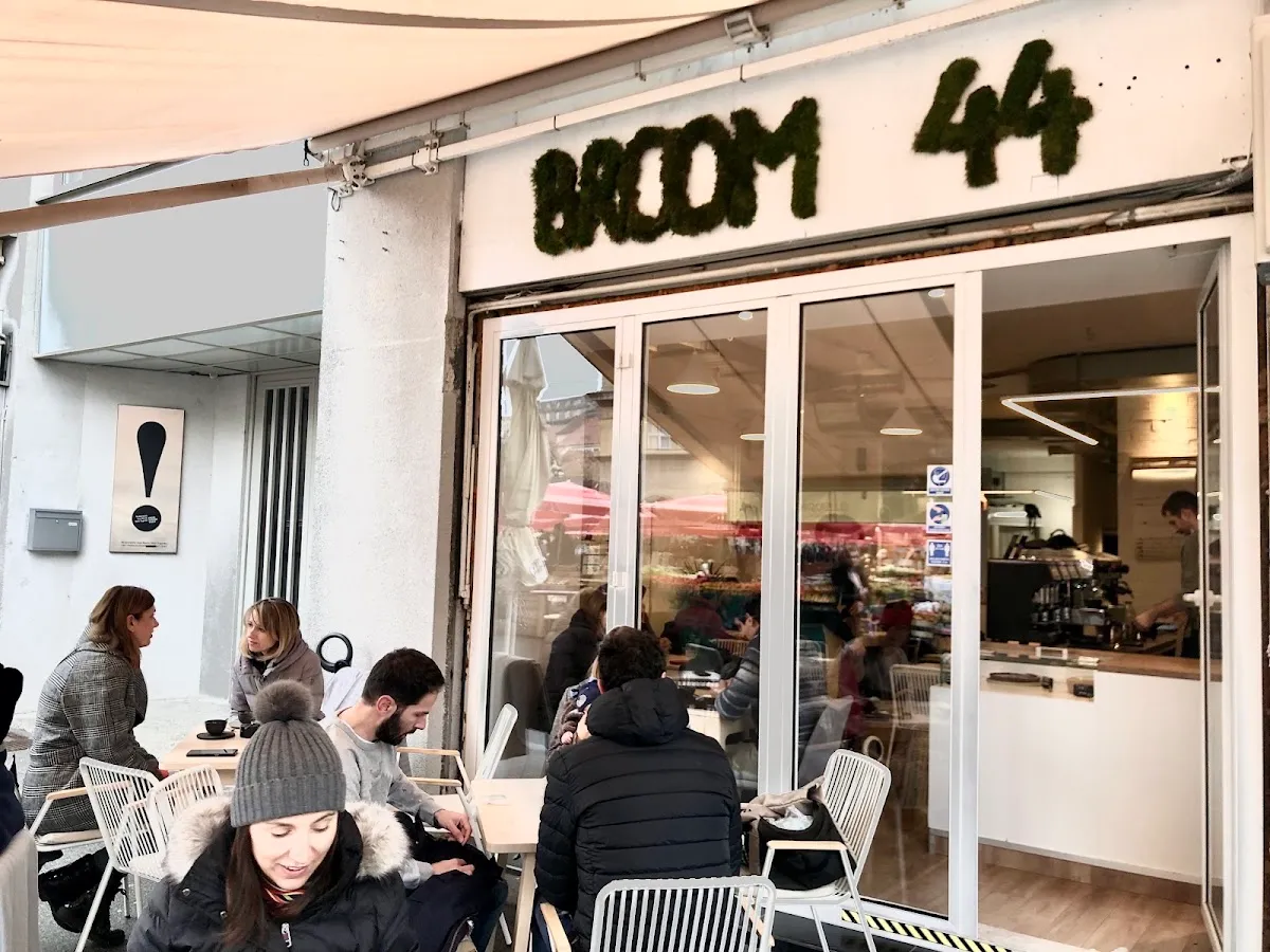BookNoFees: مقهى – Broom44 – Zagreb – Broom44، الصورة 1