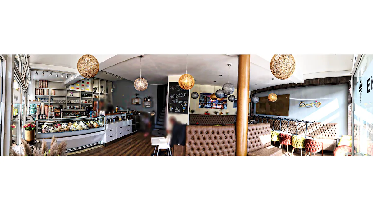 BookNoFees: مطعم – Ankays Eiscafé – Freudenberg – Ankays Eiscafé، الصورة 1