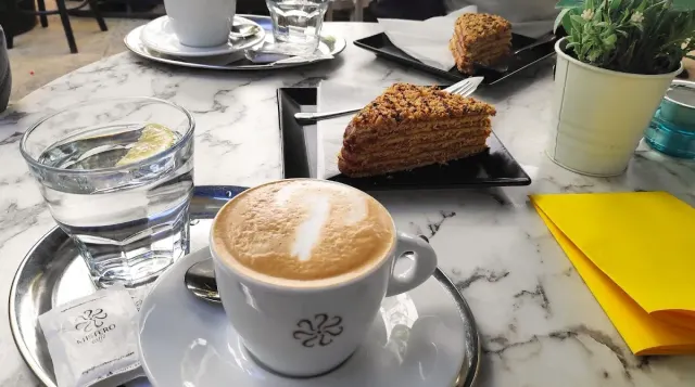 BookNoFees: مقهى – Café Malewill – Bratislava – مقهى ماليويل، الصورة 2
