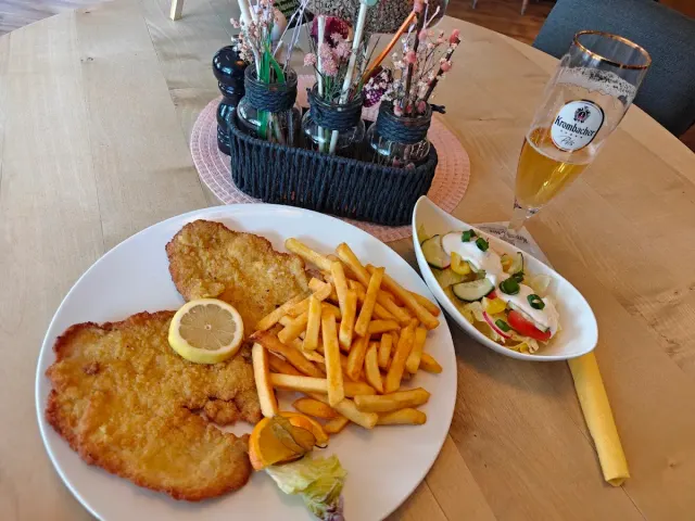 BookNoFees: مطعم – Haus Mäler – Breckerfeld – Haus Mäler، الصورة 2