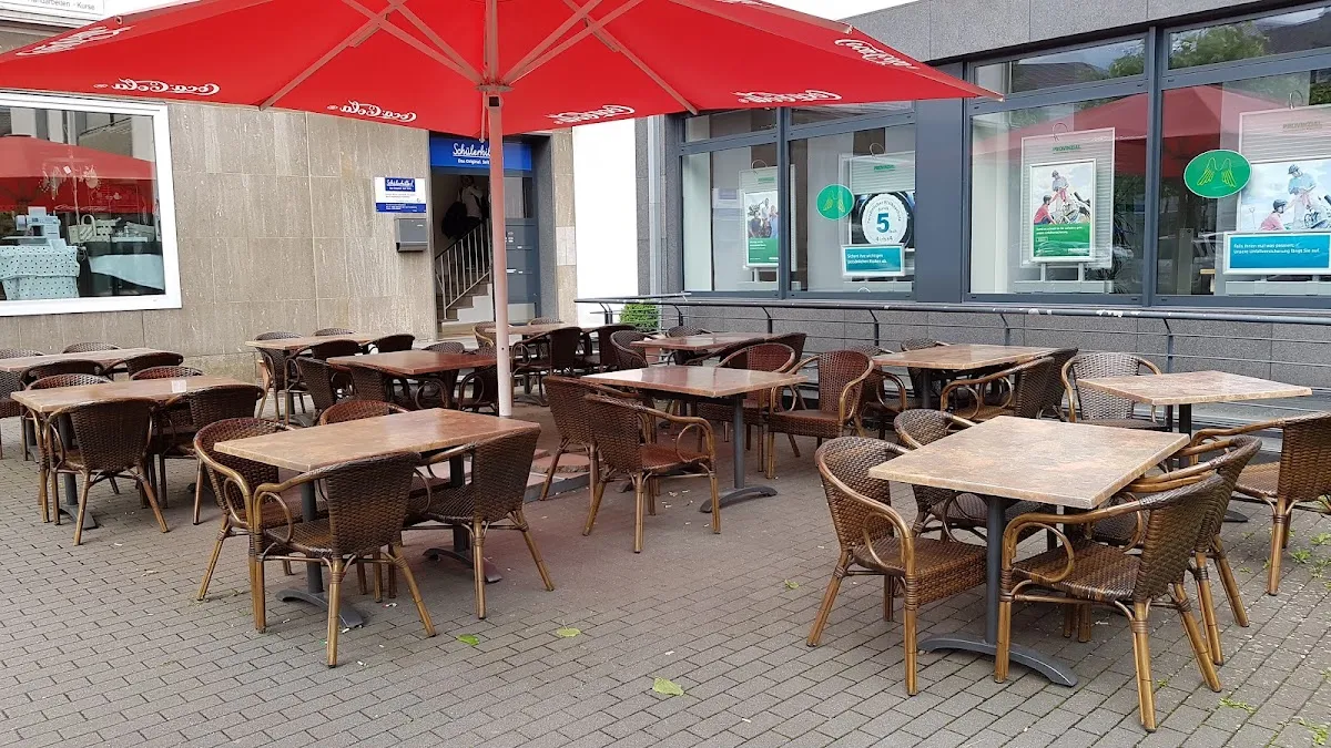 BookNoFees: مطعم – Etna Pizzeria – Wenden – Etna Pizzeria، الصورة 1