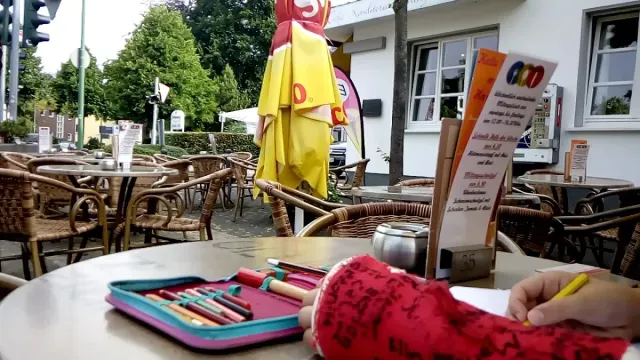 BookNoFees: مقهى – Lüning Hermann Cafe – Olpe – مقهى لونينغ هيرمان، الصورة 3
