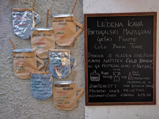 BookNoFees: مقهى – Kavarna Natura – Ljubljana – Kavarna Natura، الصورة 2