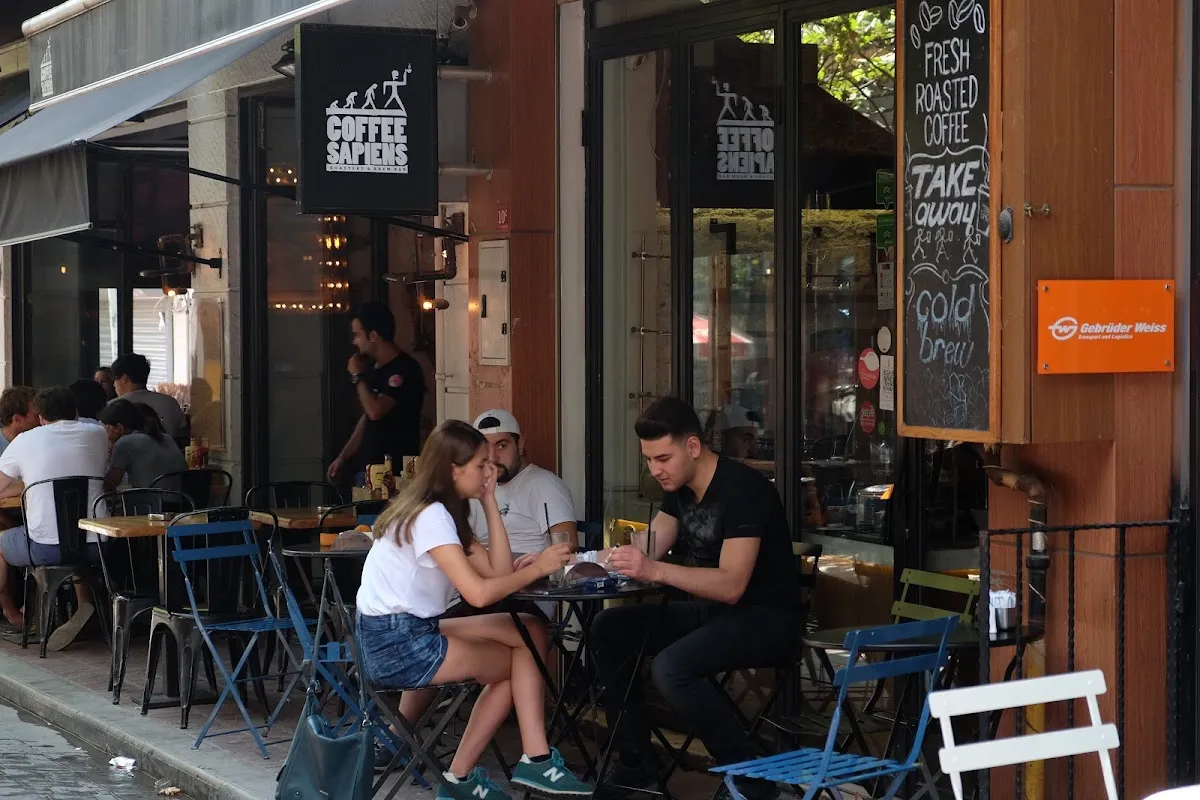 BookNoFees: مقهى – Coffee Sapiens – Istanbul – Coffee Sapiens، الصورة 1