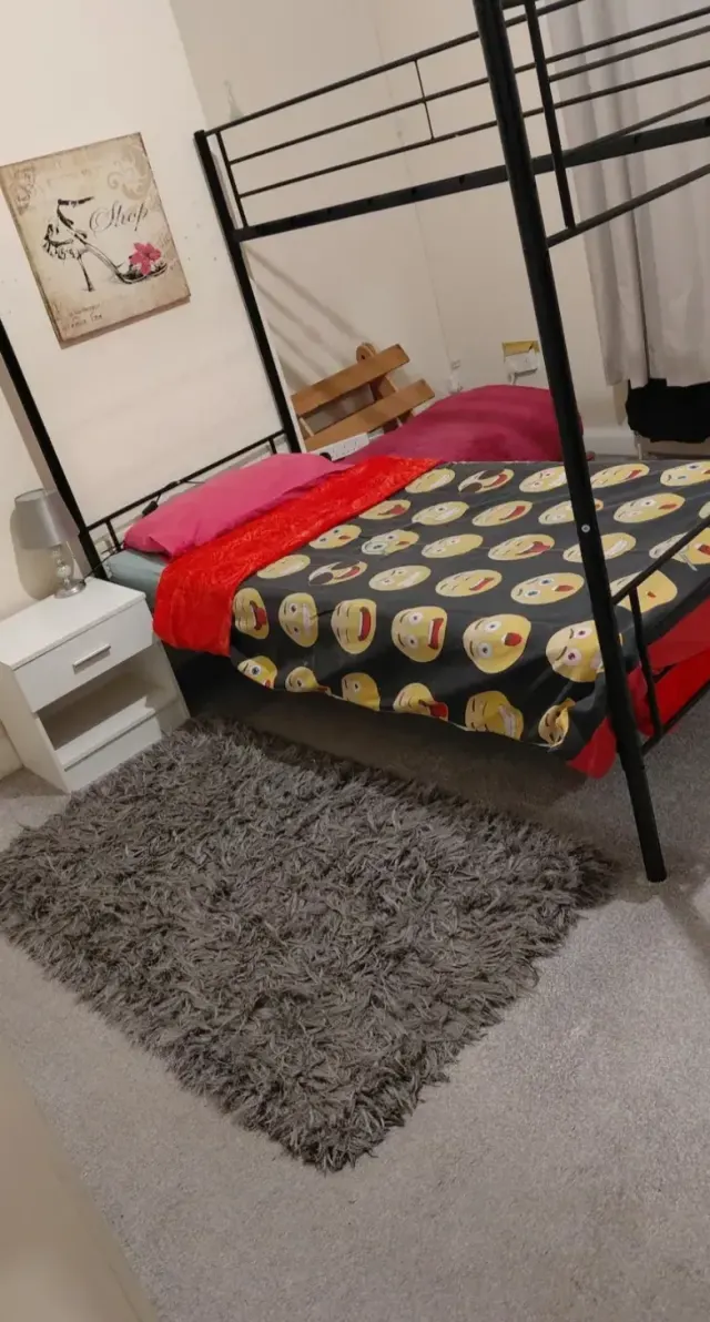 BookNoFees: غرفة في منزل في ليدز (Leeds) – Leeds