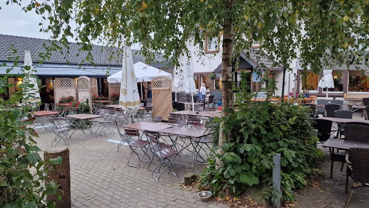 BookNoFees: مطعم – Café Halle – Hagen – مقهى هاله، الصورة 1