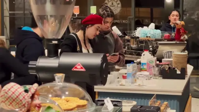BookNoFees: مقهى – Beacon Coffee – Istanbul – Beacon Coffee، الصورة 3