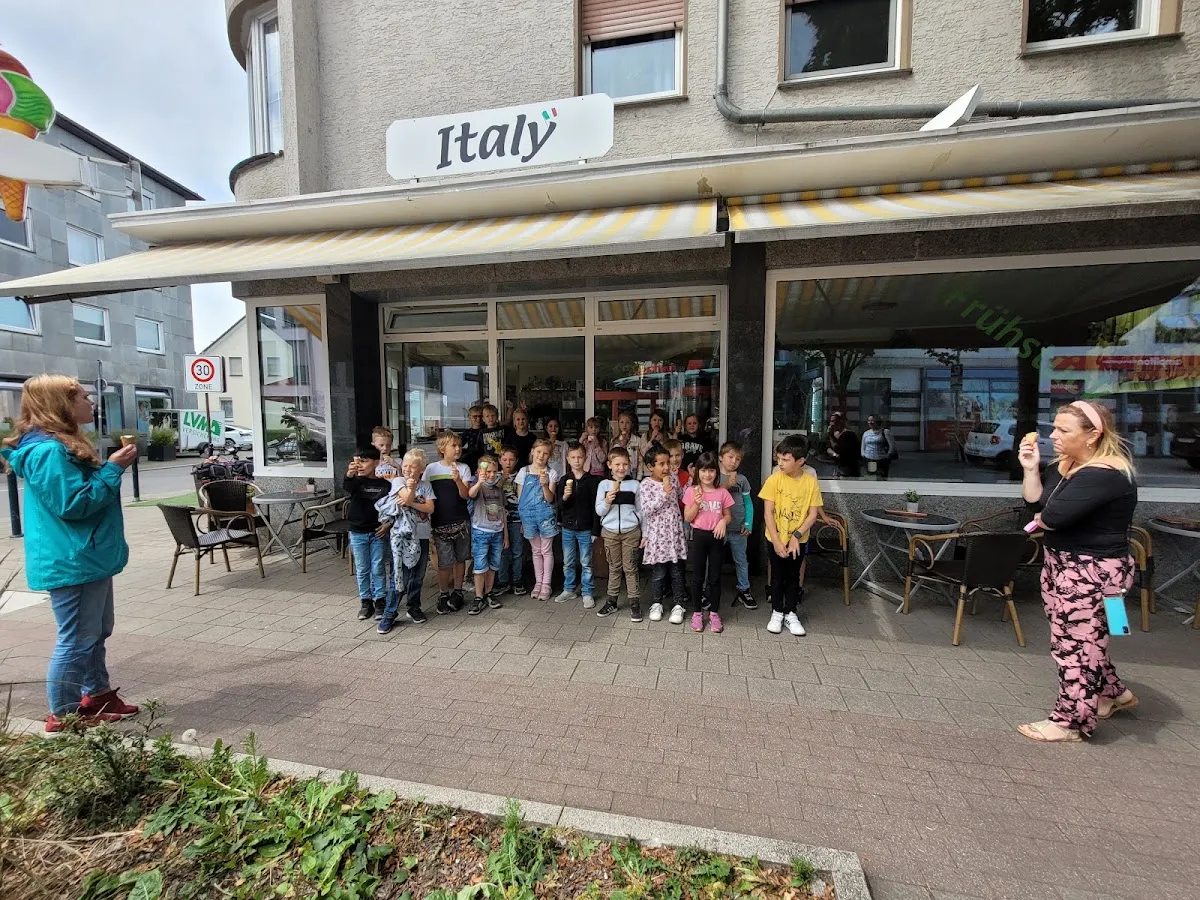 BookNoFees: مطعم – Eiscafé Italy – Holzwickede – Eiscafé Italy، الصورة 1